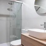 Апартаменты Elegant Modern Flat With Balcony By Hostwise
