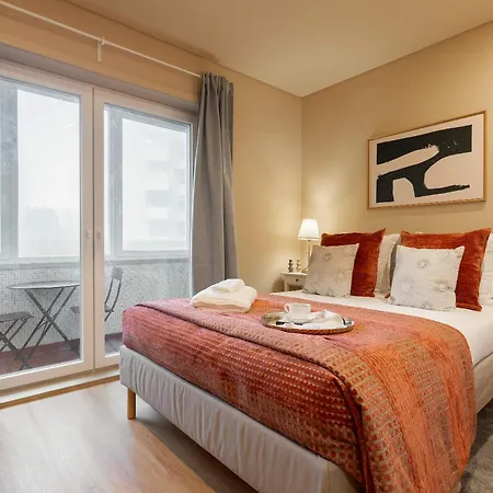 Appartement Elegant Modern Flat With Balcony By Hostwise *