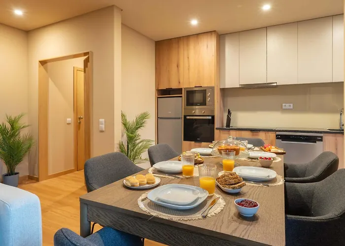 Appartement Elegant Modern Flat With Balcony By Hostwise