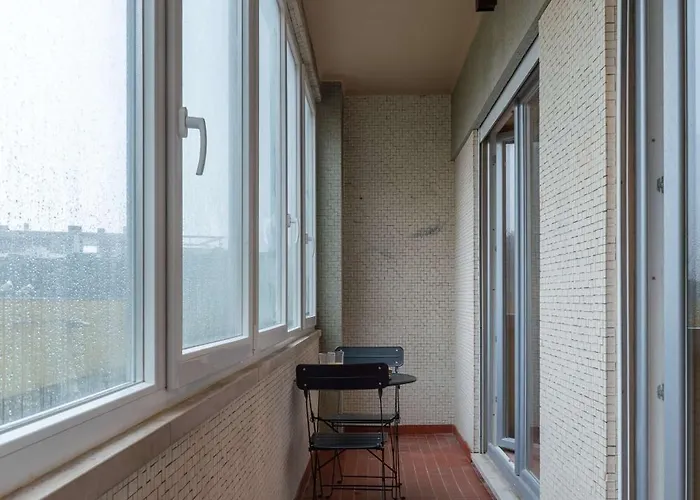 Elegant Modern Flat With Balcony By Hostwise Appartement Porto